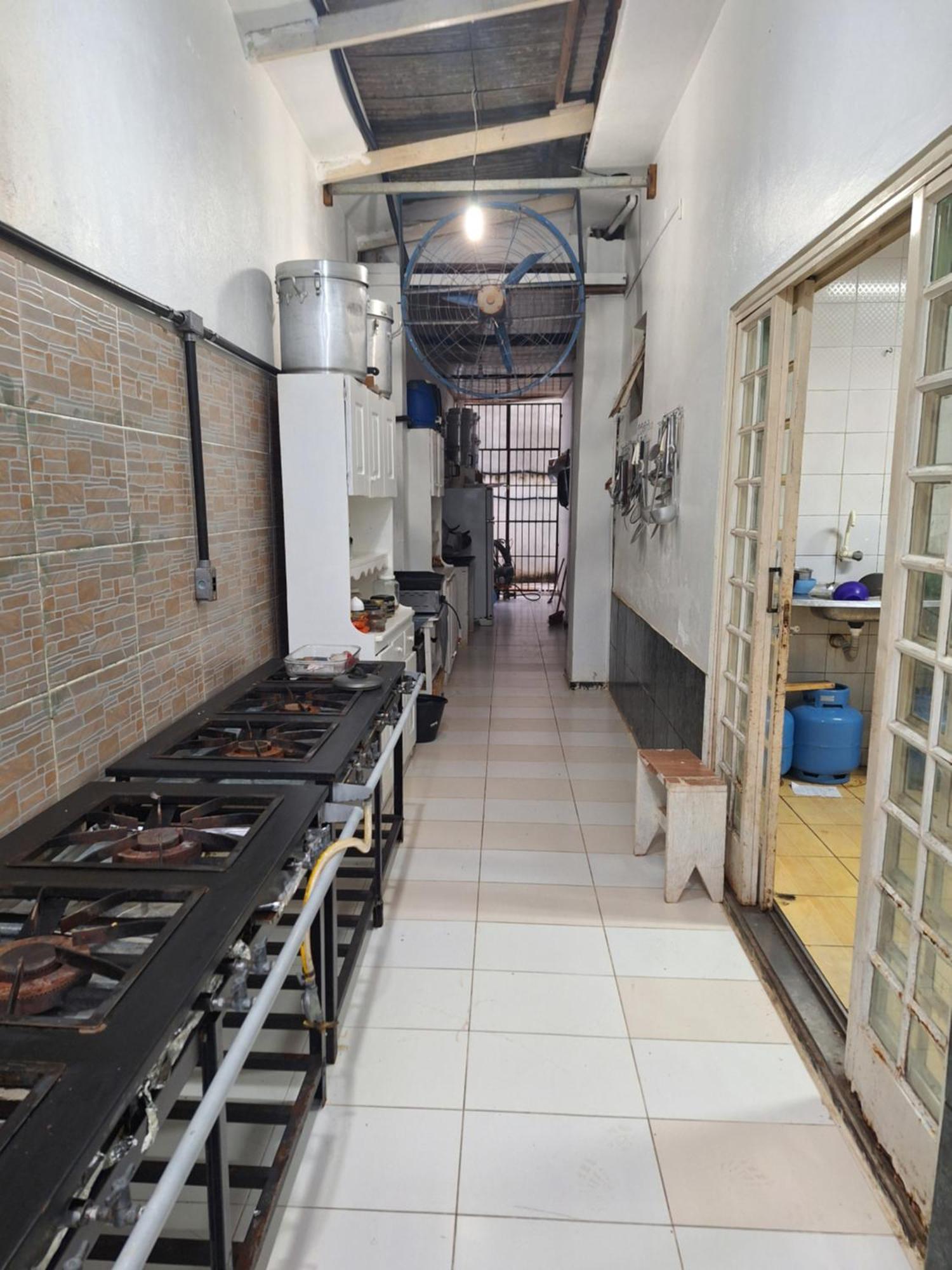 Quarto Triplo Com Banheiro Em Pousada E Restaurante Manaos Extérieur photo